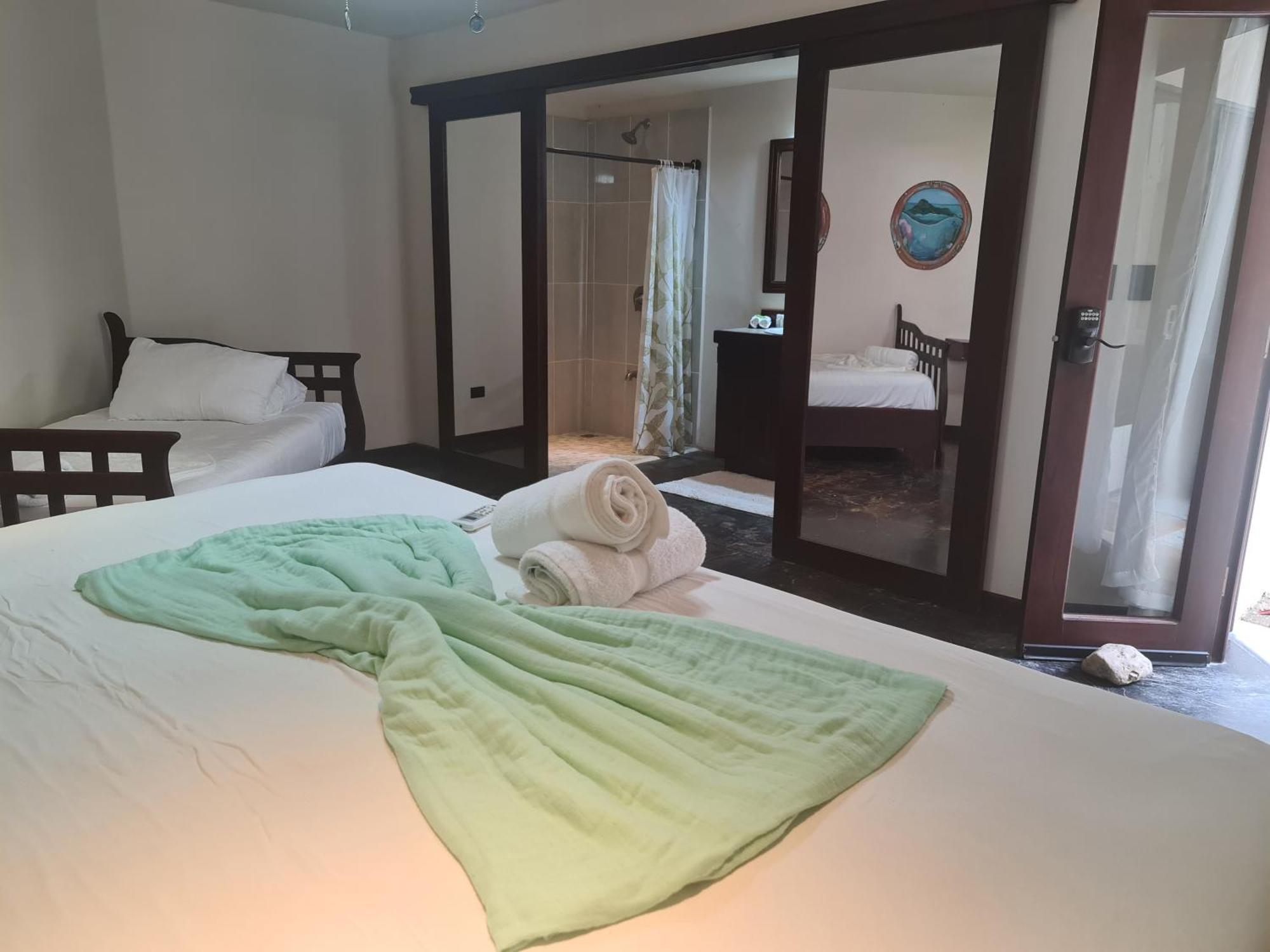 Hona Beach Hotel Dominical Rom bilde